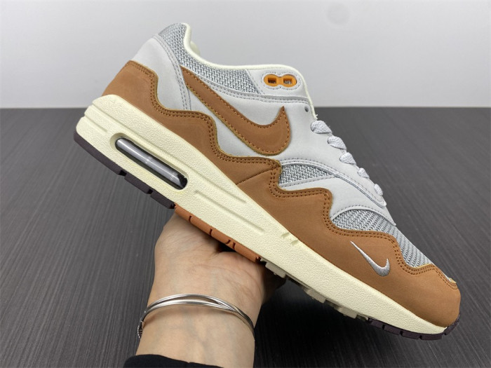 Air Max 1 x Patta 