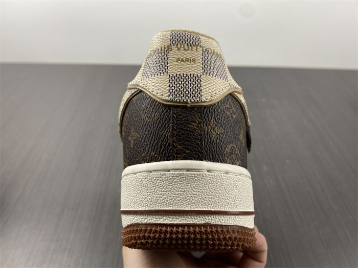 Nike Low Air Force 1 x LV 6A8PYL-001 (normal box)