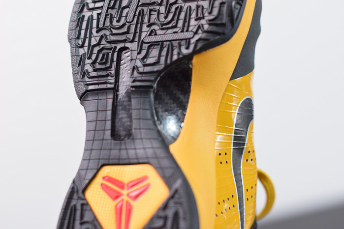NIKE ZOOM KOBE 5 PROTRO ‘BRUCE LEE’ CD4991-700