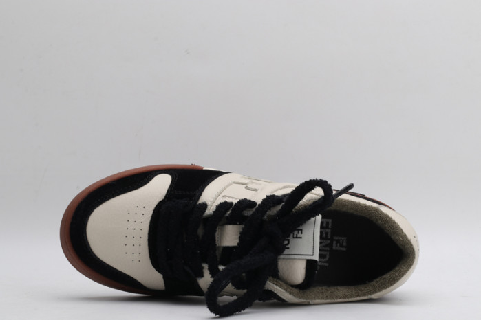 F**di SNEAKER