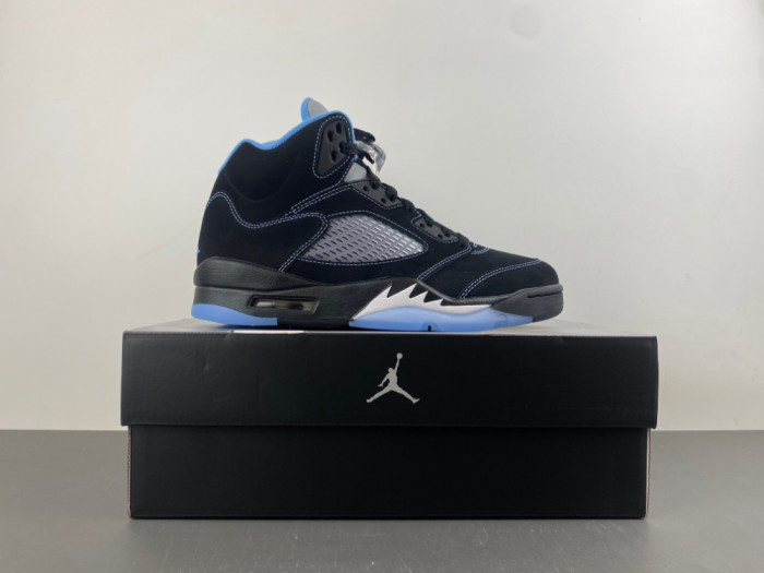 Air Jordan 5 “Black/University Blue” DD0587-008